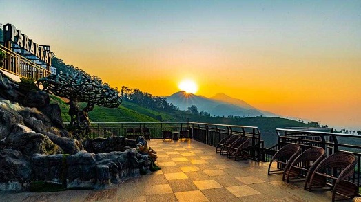 Parakkat Resort Munnar